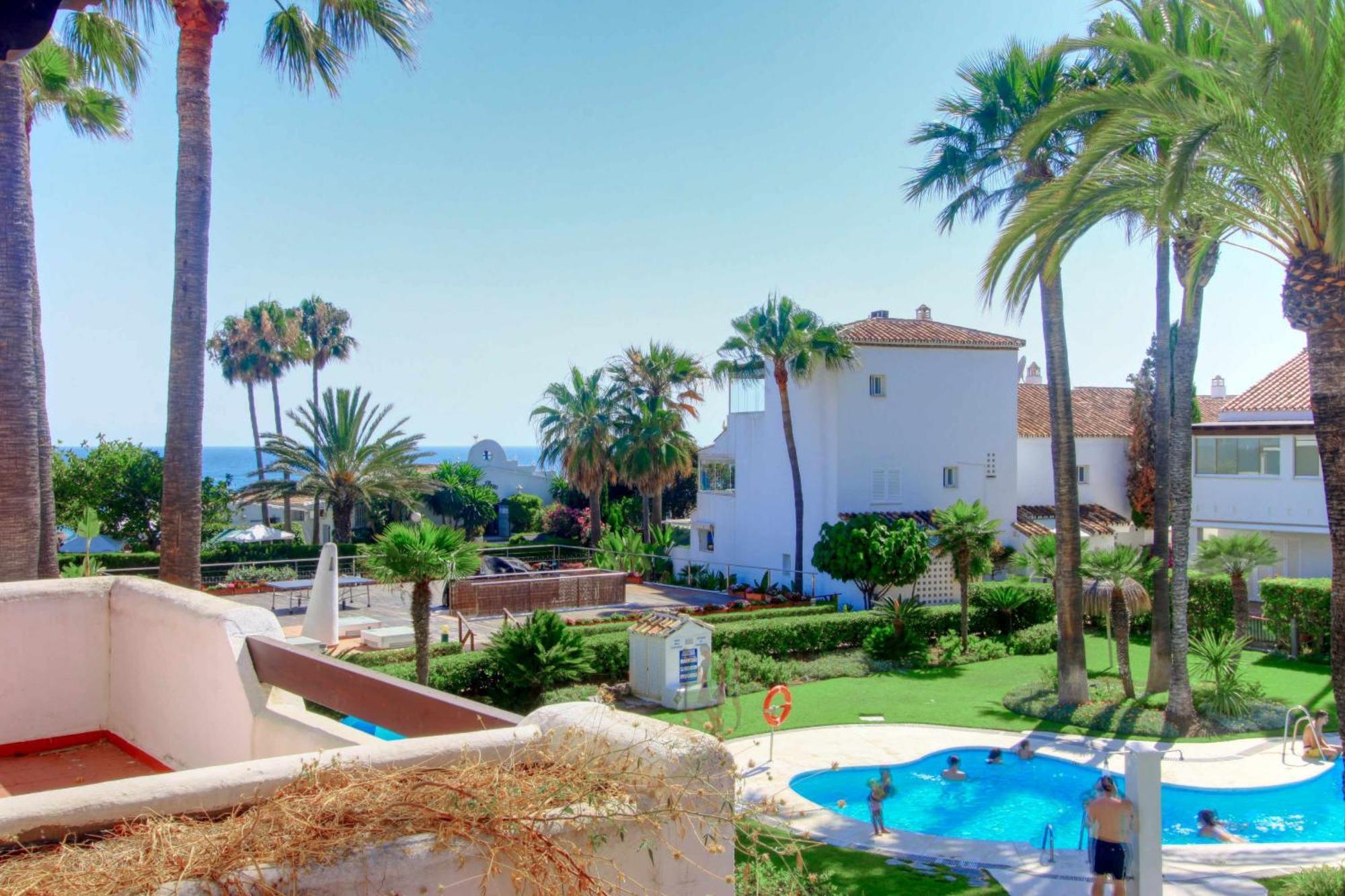 1176 Beach Front 2 Pools Bahia マルベーリャ エクステリア 写真